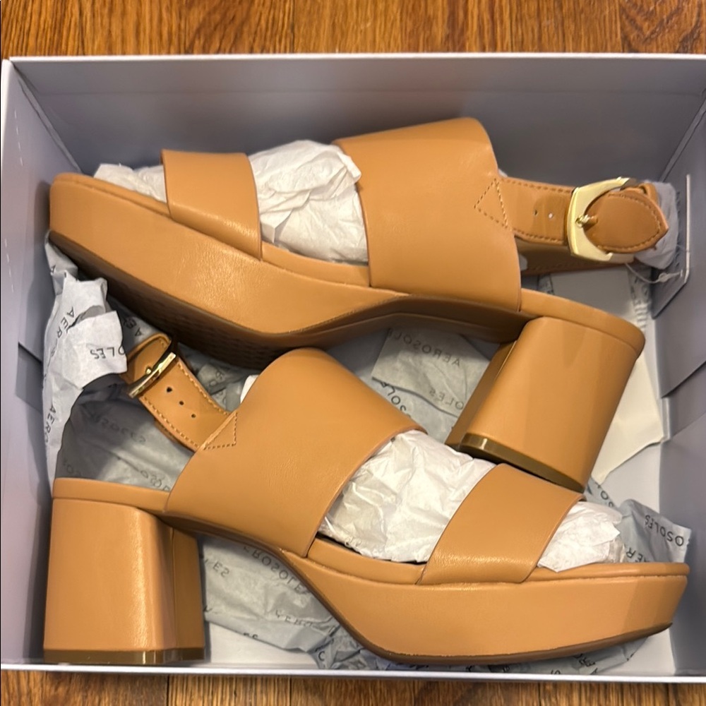 Aerosoles Camila block heel sandal Tan size 10.5 NWT in box!